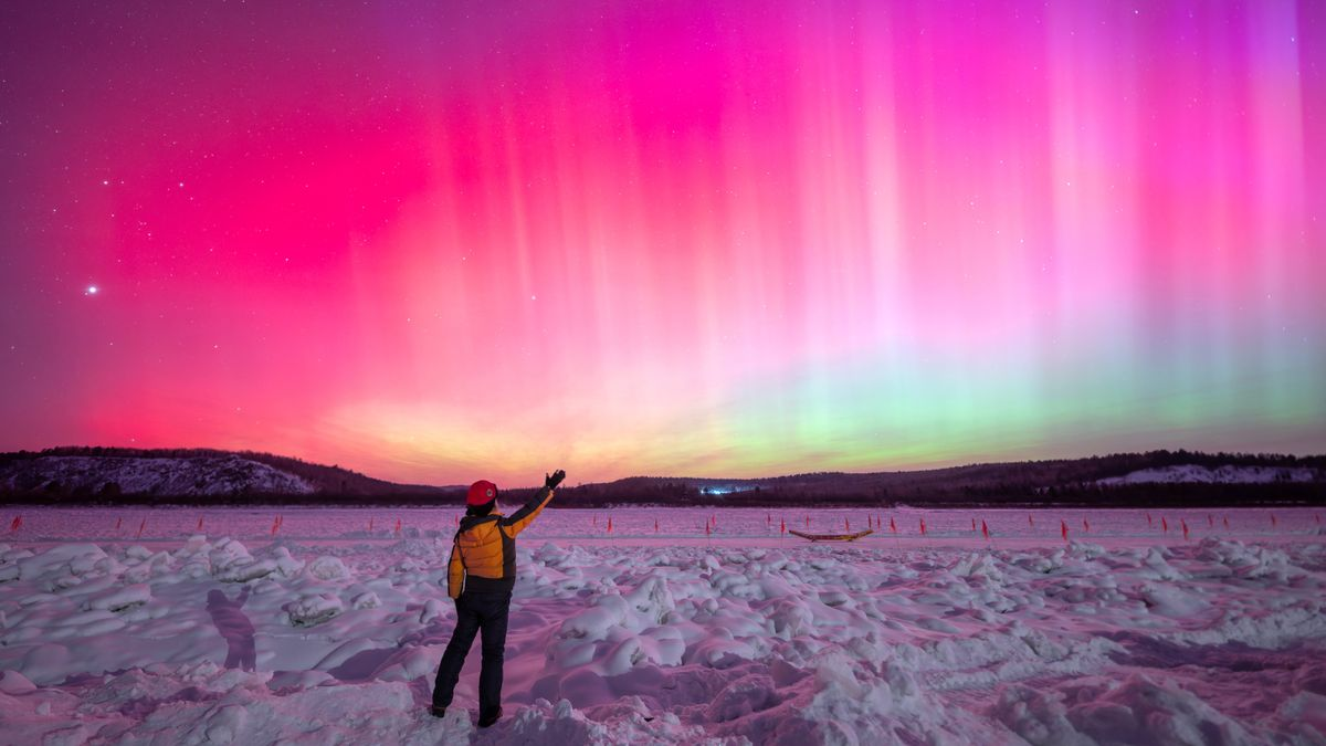 Warning: Massive Solar Explosion Is Headed Our Way — Aurora Expected!